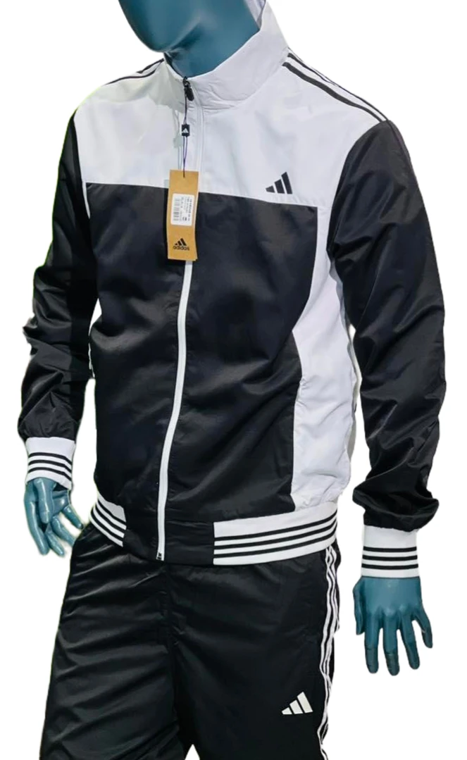 بدلة رياضية adidas